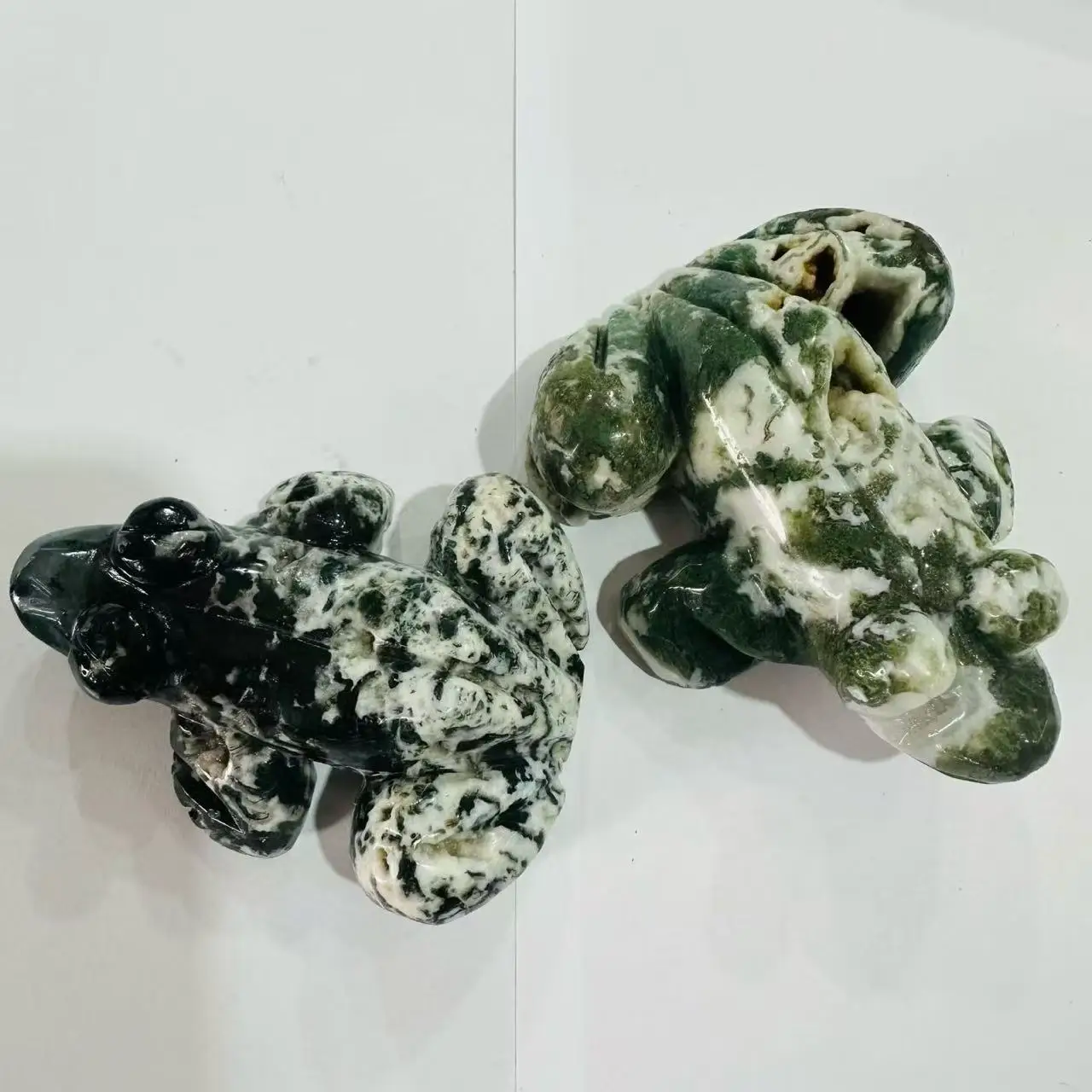 Natural Moss Agate Crystal Quartz Carved Frog, Promoting Spiritual Healing, Suitable For Home Aquarium Decoration, Demagnetizing