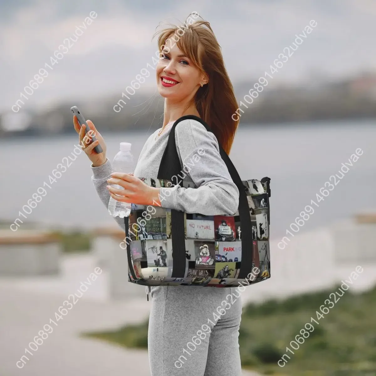 Tas Tote Banksy Inggris Kustom untuk Wanita Kapasitas Besar Tas Perjalanan Pantai Gym Seni Jalanan Grafiti