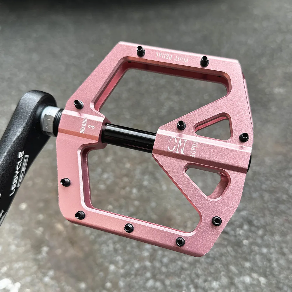 

Ultra-light Mountain Bike Pedals CNC Aluminum Alloy Polished 3 Bearing Pedals Downhill Dirt Bike Anti-slip Bicycle Pedals