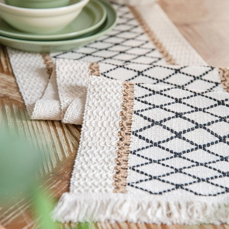 American Cotton Linen Lozenge Jute Color Black Cotton Thread Woven Fringe Farmhouse Homestay Table Decoration Table Runner