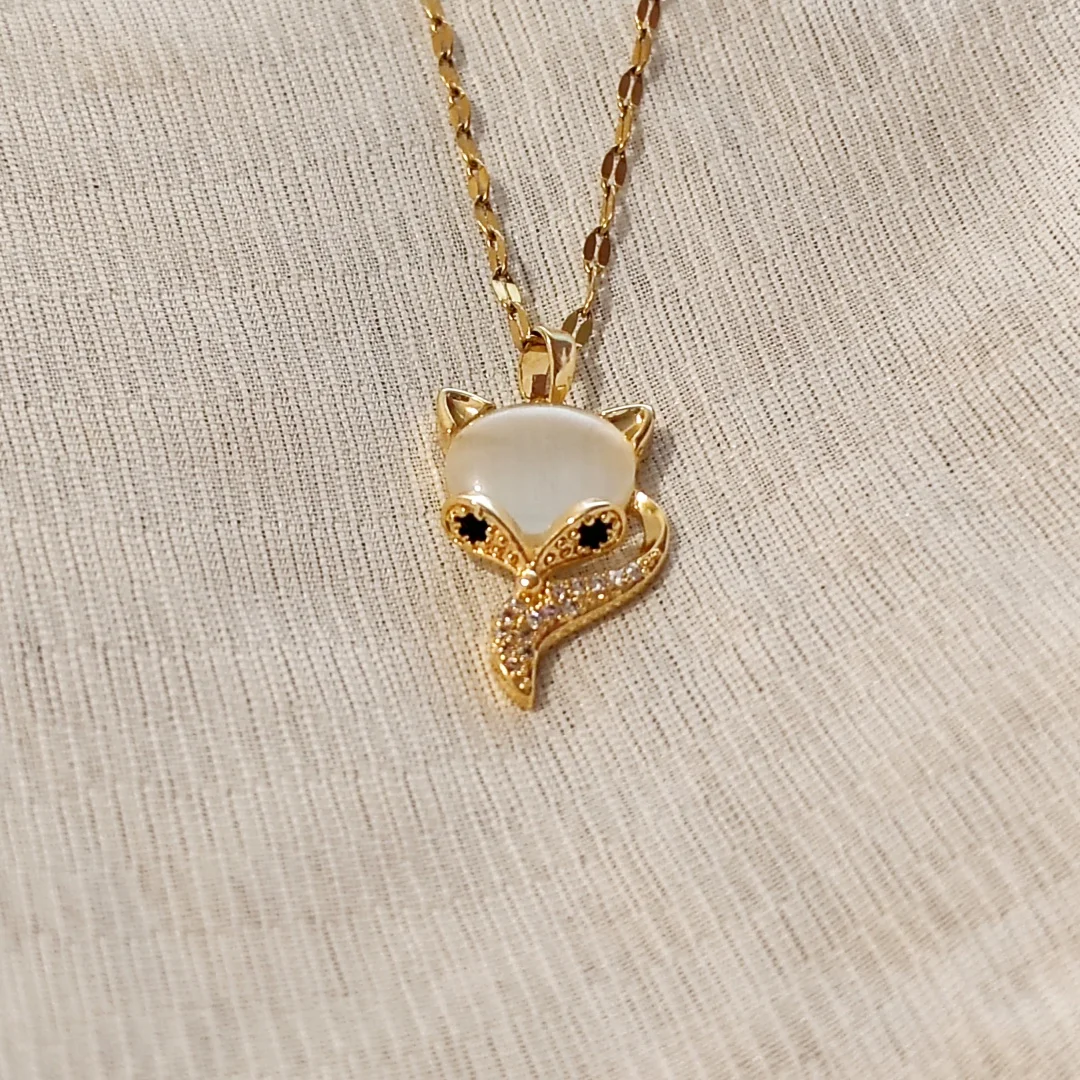 Stylish and Cute Animal Necklace, Fox Pendant with Titanium Steel Chain, Micro Inlaid Cat Eye Stone