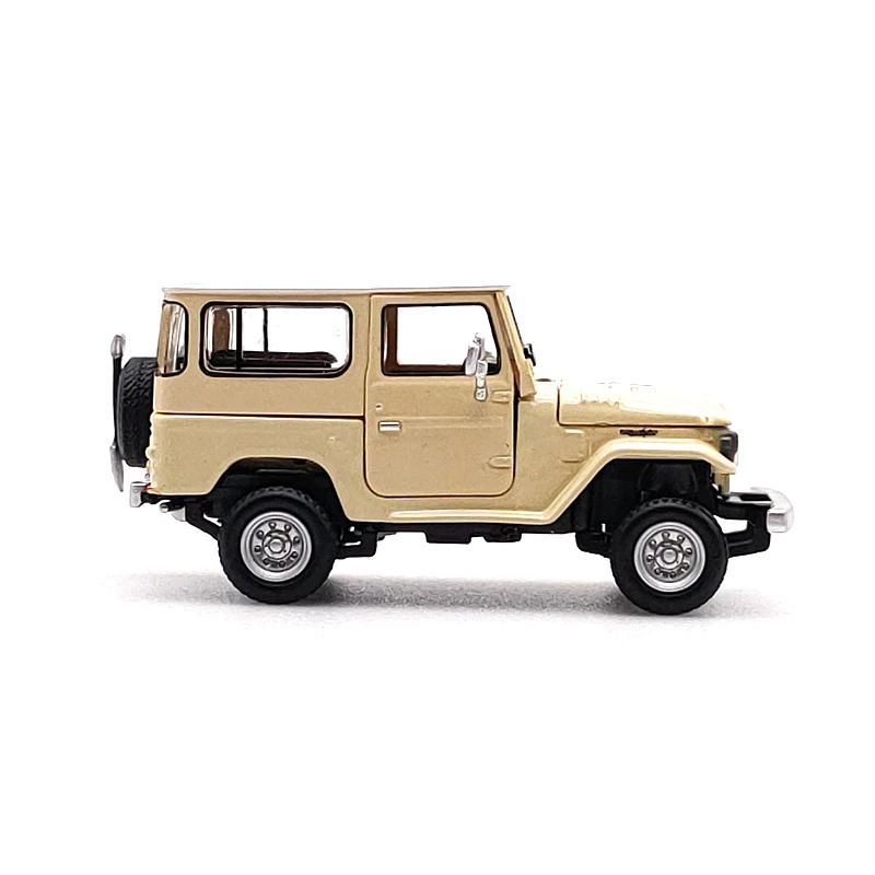 Diecast Original 1:64 Scale Toyota Land Cruiser 4-drive SUV LC40 FJ40 Simulation Alloy Car Model Static Collectible Toy Gift