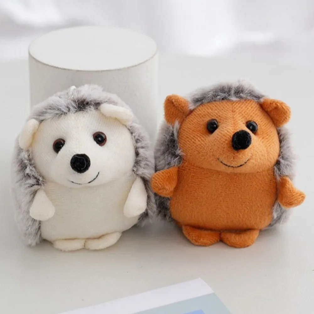 Lovely Soft Hedgehog Keychain Brown Color Cute Hedgehog Metal Keychain Animal Keychain for Car Keychain