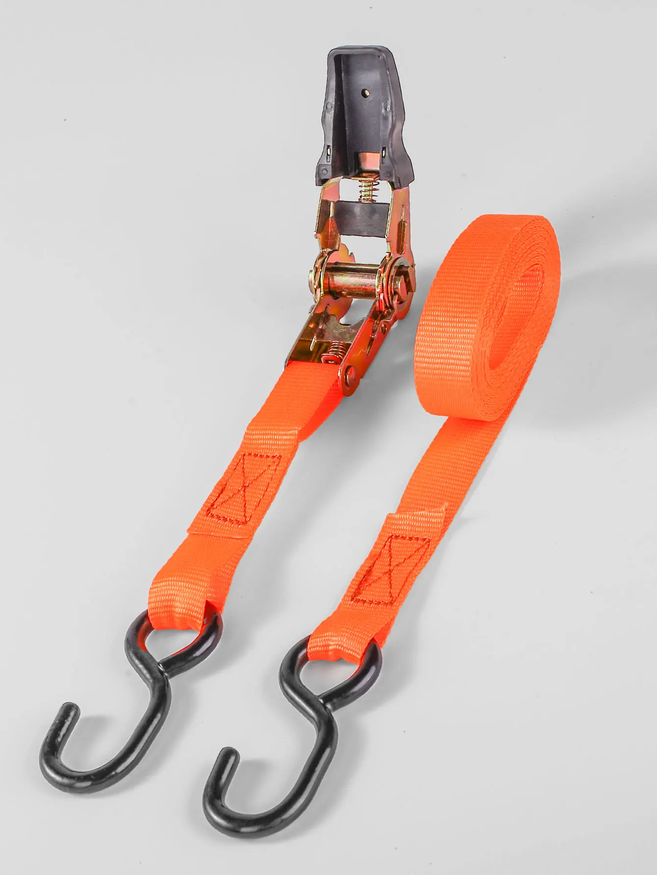 1 set of orange ratchet tightener with steel hook +1 short strap 2.5CM wide polyester webbing 5 meters long articles binding fix