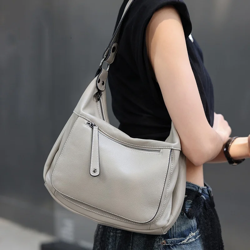 

Women's Casual Genuine Soft Leather Shoulder Bag Daily Use Underarm Handbag Lady Many Pockets Simple Crossbody Bag for Mom Wife
