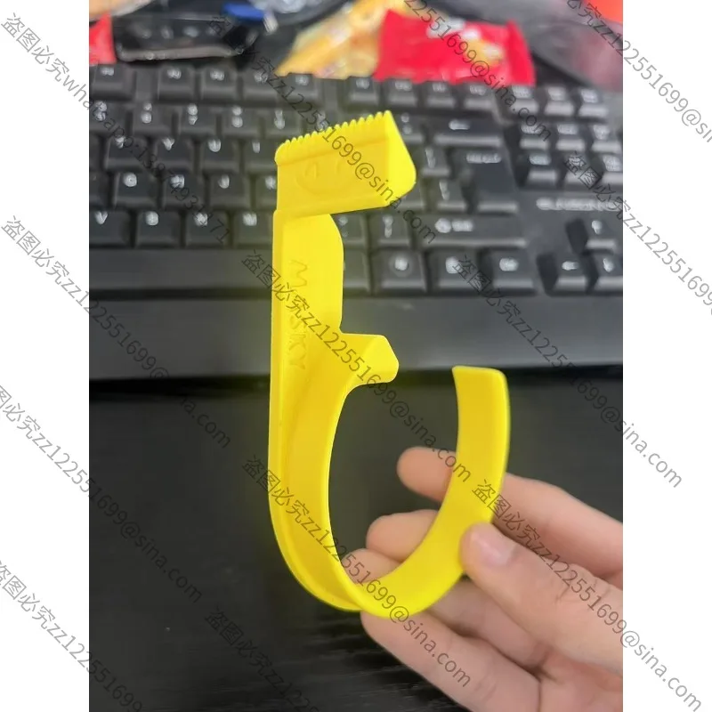 Your Little Tape Helper 3D Printing Tape Holder Cutter Desktop Office Gadgets