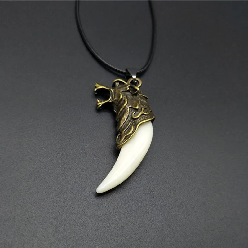 Punk Resin Wolf Tooth Pendant Wolf Head Leather Rope Chain Necklace for Men Women