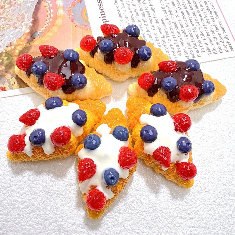 5PCS Cream Strawberry Bread Series Miniature Flat Back Resin Cabochons For Hairpin Scrapbooking DIY Home Decor Craft Accessories