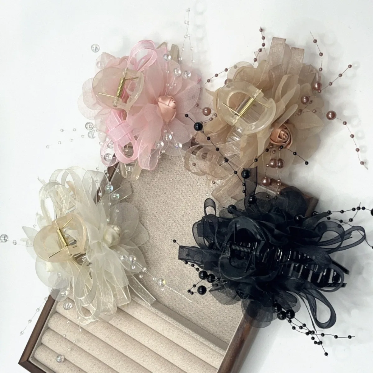 Designer-style floral bead string Mesh Butterfly Bow Elegant back-of-the-head updo hairpin Shark claw hair clip Dropshipping