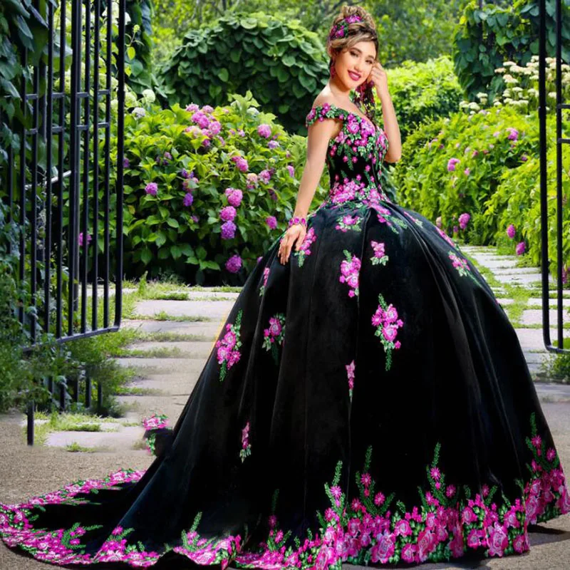 Black Mexican Quinceanera Dresses Charro Off The Shoulder Florals Sweet 16 Years Dress vestidos de 15 años Customized