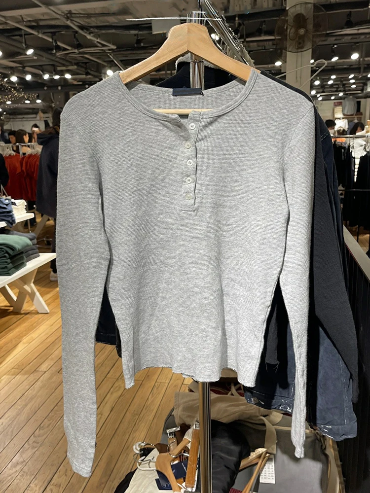 

Vintage Gray Waffle Slim T Shirt Women Casual Spring Solid Button Round Neck Long Sleeve Tees Femme Casual Harajuku Y2k Crop Top