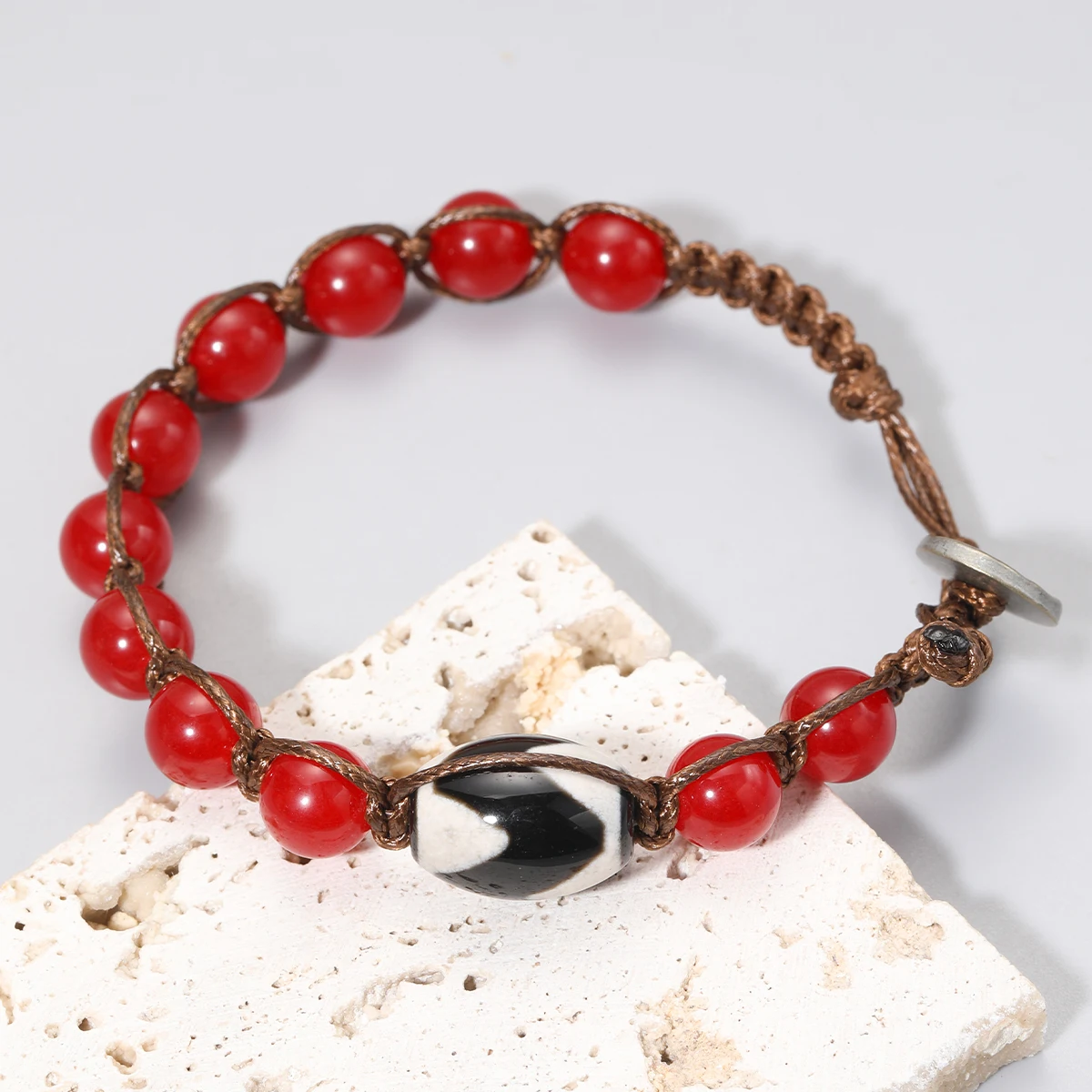 

Tiger Teeth Dzi Bead Tibetan Bracelet Natural Stone 8mm Beads Red Sandalwood Rosary Healing Meditation Women Men Bracelet
