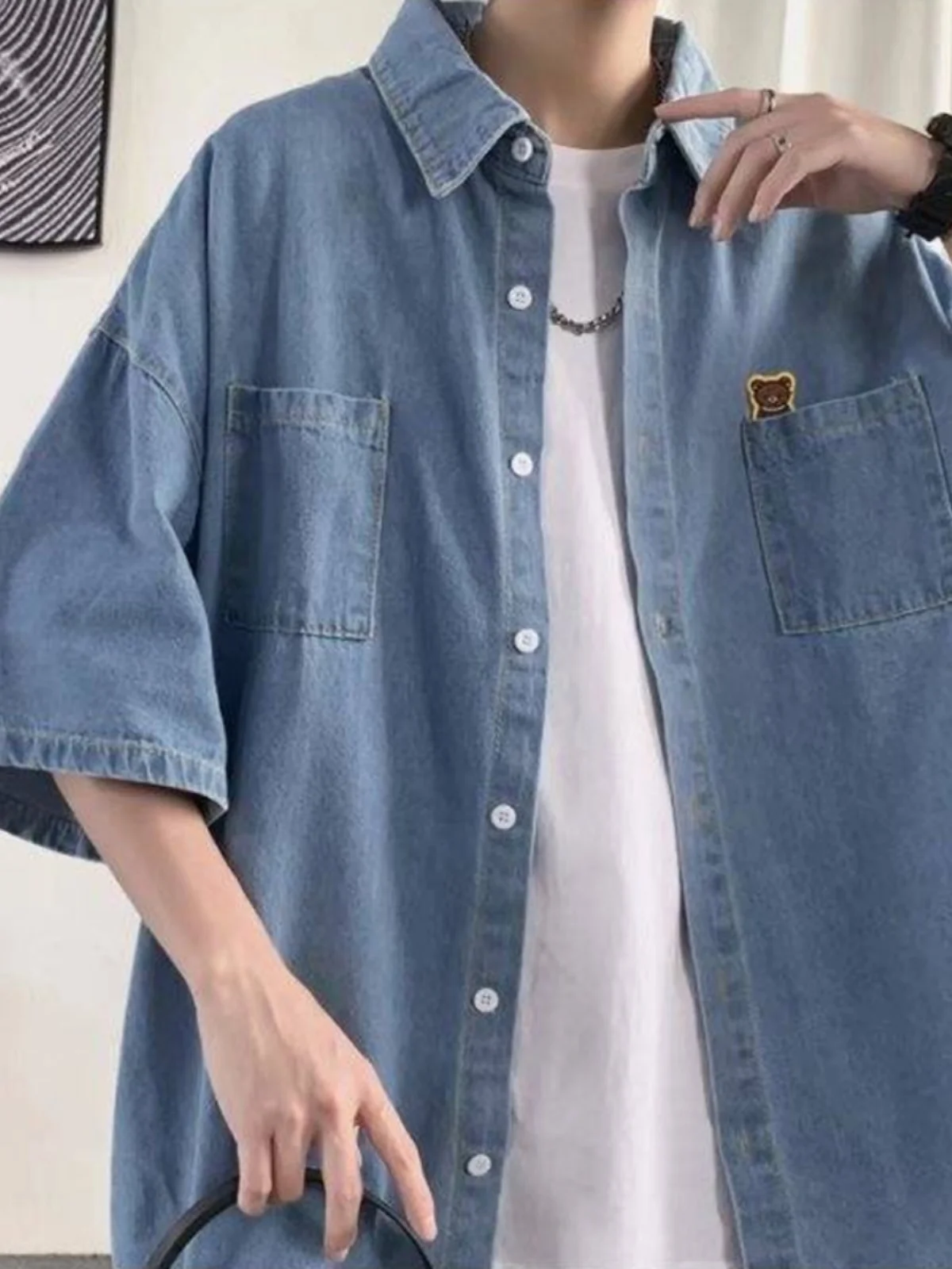 

Мужская джинсовая рубашка свободного кроя, летняя коллекция 2024, новинка, повседневная, с коротким рукавом, большие размеры, модный бренд, джинсы S...