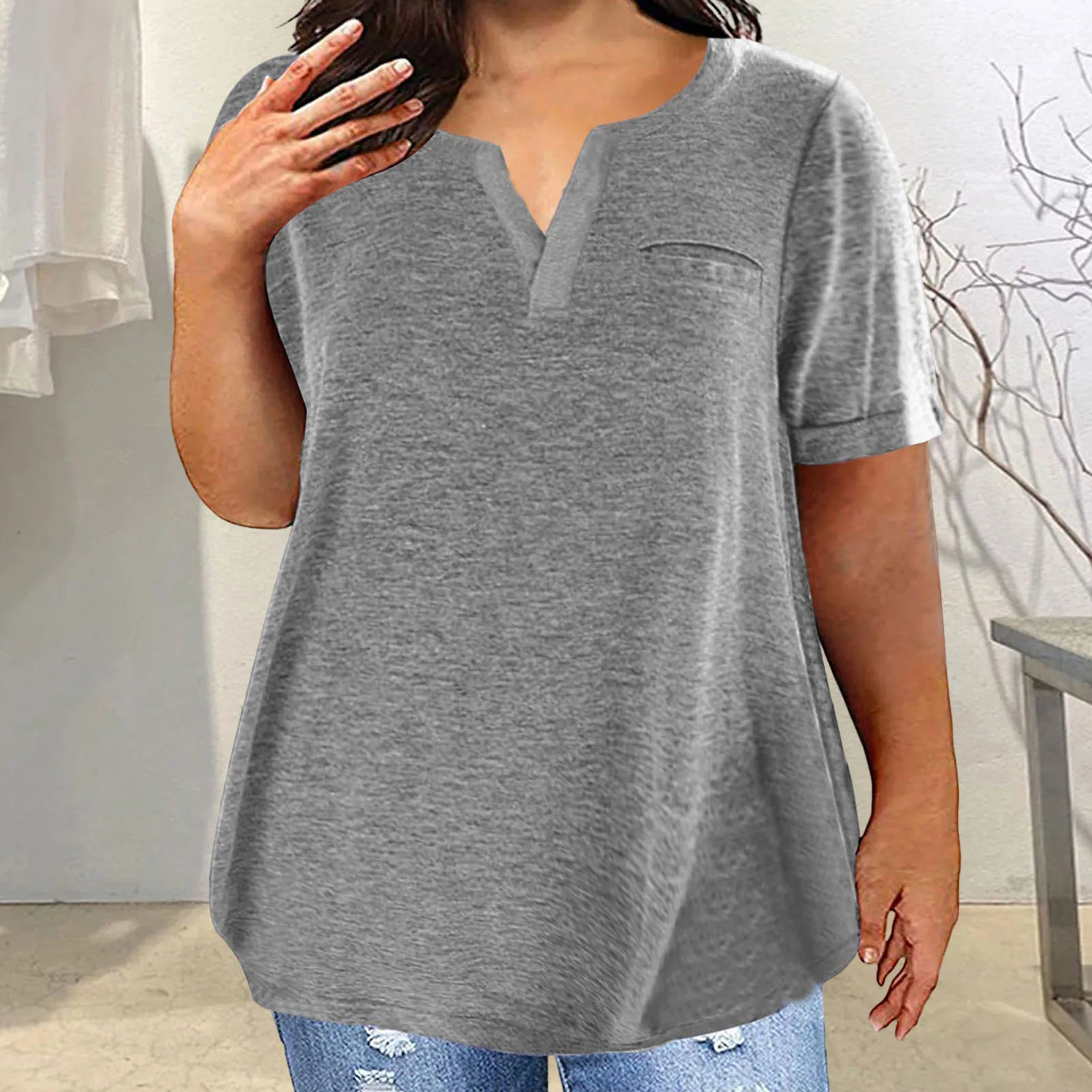 Women V-neck T-shirt Stylish Women's V-neck T-shirt with Chest Pockets Solid Color Tee Shirt for Wear Loose Fit Top for Comfort