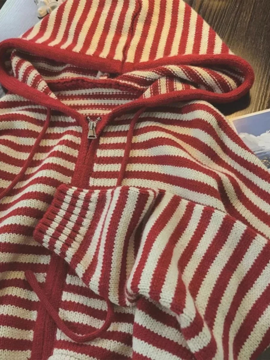 

Женский вязаный открытый кардиган больших размеров, осень-зима, свободный крой, полосатый свитер с капюшоном, верхняя одежда, модная повседневная одежда