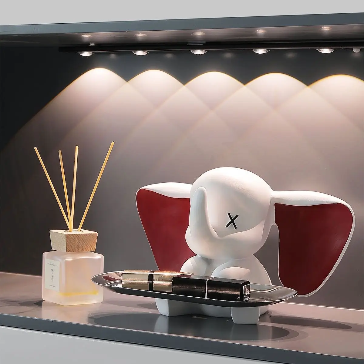 Disney criativo dumbo bandeja decoração para casa estátua de arte, armazenamento chave entrada sala estar decoração bandeja dos desenhos animados mobiliário doméstico