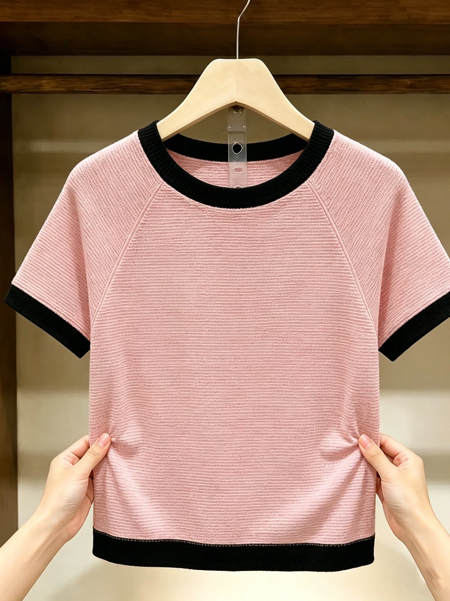Retro Korean Style round Neck Short Sleeve Knitted Sweater Women's Slim Fit Color Block Summer Comfortable Commute Top