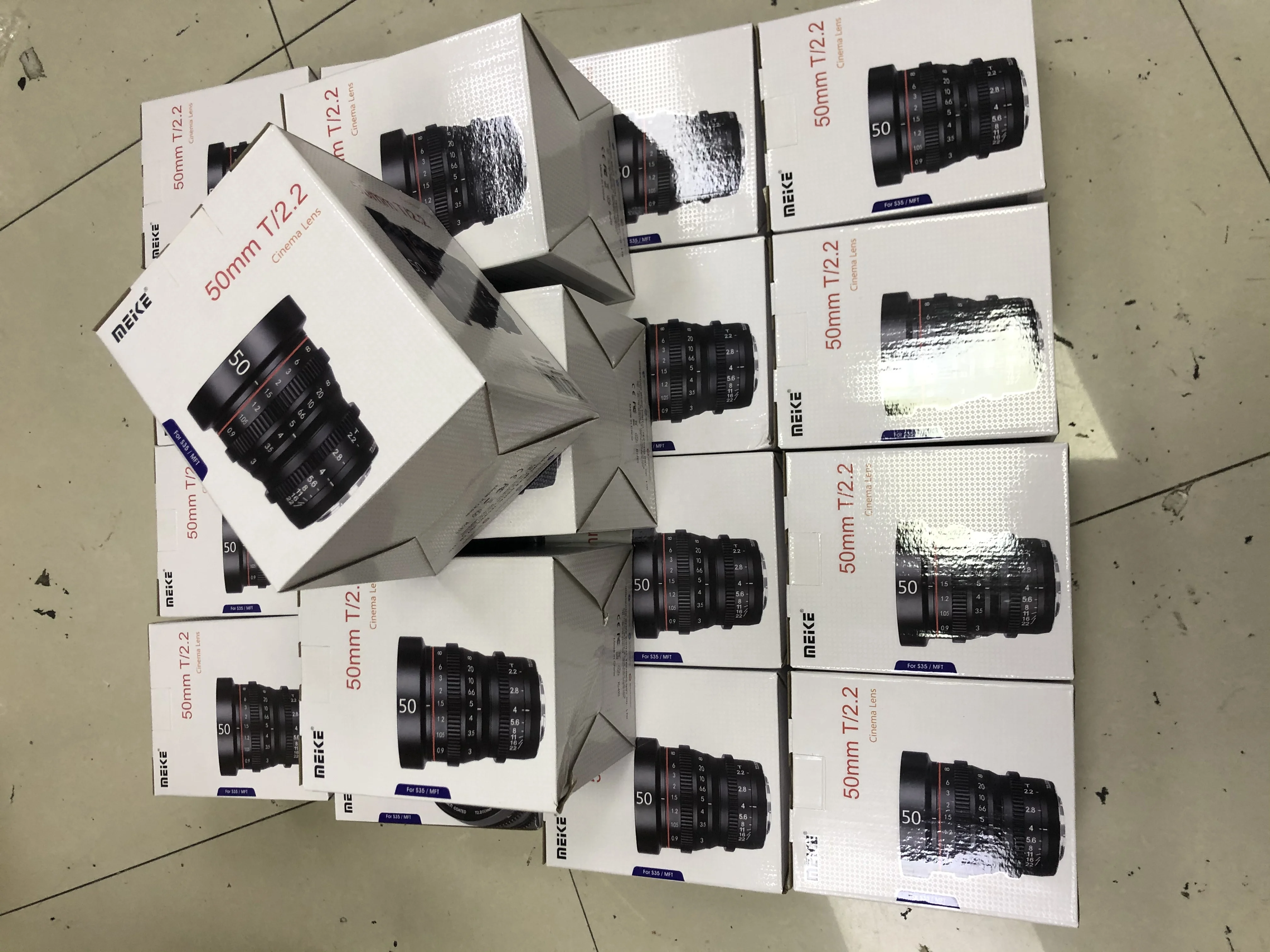 Meike MK 25mm 35mm 50mm T2.2 Ultra Large Aperture Cine Lens for Macro 4/3 Lens Mount to Pana Sonic GH5 /BMPCC 4K Camera
