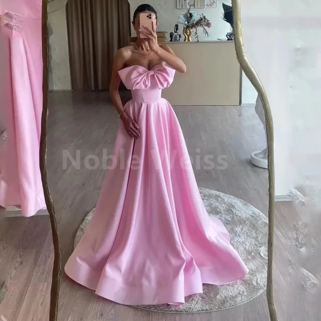 Elegante rosa a linha até o chão vestido de noite de cetim com arco sem alças vestido formal feminino personalizado