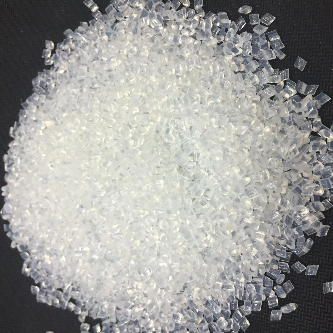 

500/1000g/lot Italian keratin Glue Grain Hot Melt Glue Granule White Transparent Color For I tip/ U-tip prebonded Hair Extension