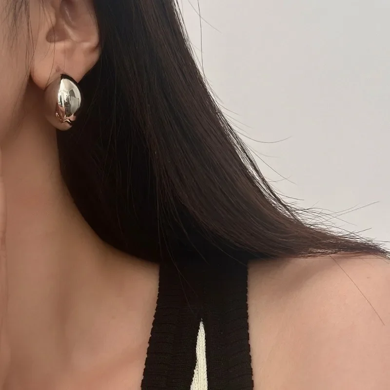 Modern Jewelry Popular Design Smooth Ruond Earrings For Women Female 2024 Trend New Cool Trend Ear Accessories image 4
