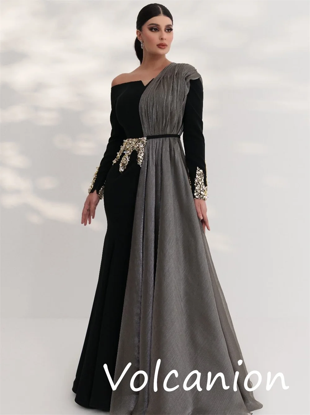 Taglie personalizzate disponibili Jersey con paillettes Piega A-line Abiti lunghi con spalle scoperte Occasioni su misura Casual