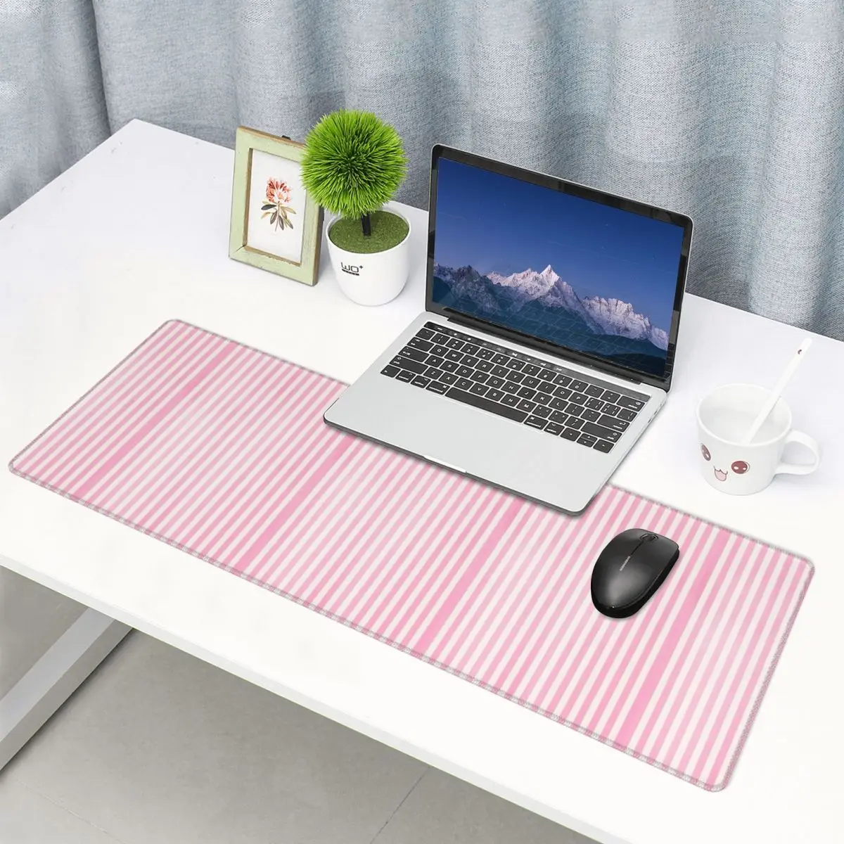 Large Mouse Pad Pale Pink White Stripes Gamer PC Laptop Mats Keyboard Carpet Computer Gaming Office Accessories Desk Mat