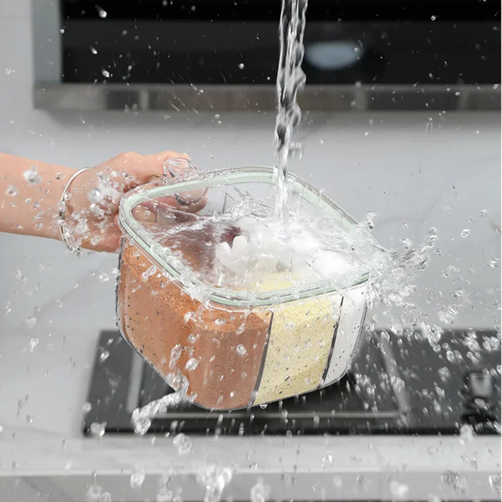 Clear Seasoning Box Set of 4 Crystal Seasoning Storage Container with Spoon Clear Seasoning Rack Spice Pots for Pepper Spice