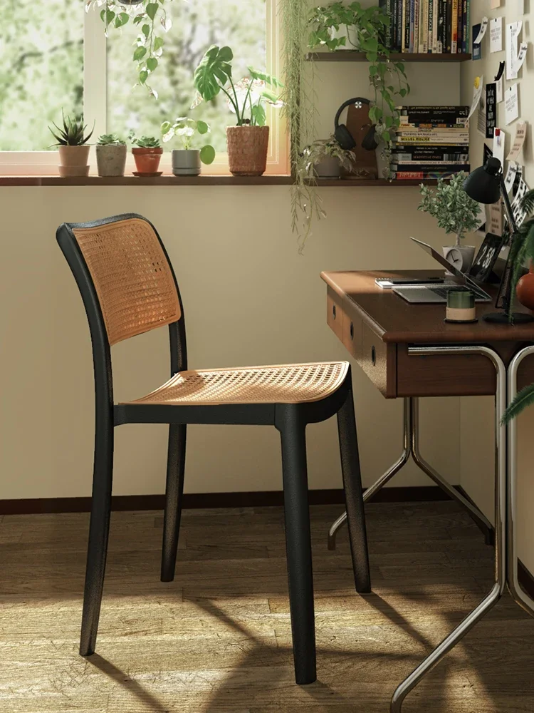 

Компьютерные стулья удобны для сидения за длительным сроком службы, удобные офисные стулья, общежития, колледжа.