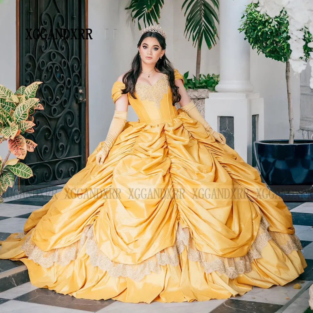 Vestidos de quinceañera dorados Vintage, Vestido largo de princesa con hombros descubiertos, apliques de Cosplay, fiesta de graduación, cumpleaños, 15, 16, 2023