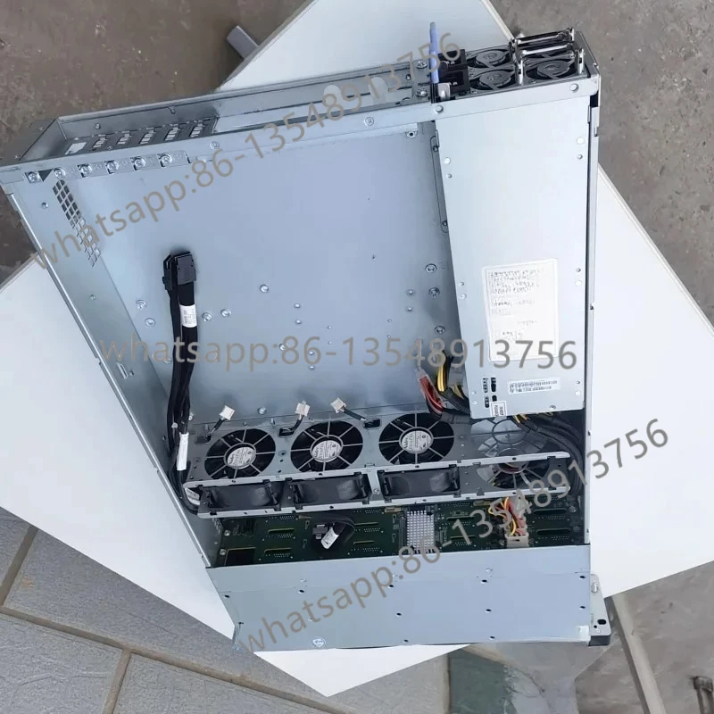 12 Drives, Server, …