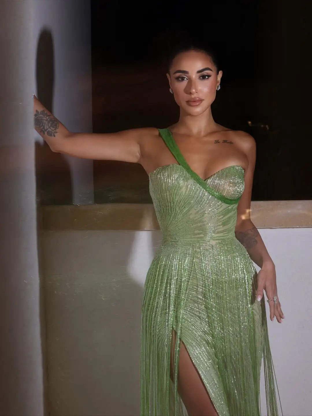 

New Design Sexy Glittering Beading Sweetheart Slim Side Slit Tassels Charming Fashion Mermaid Evening Prom Formal Party Dress