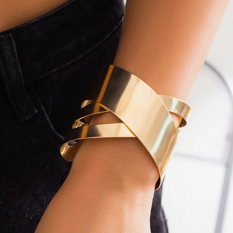 

DIEZI Fashion Hip Hop Irregular Hollow Out Cuff Wide Bangles Vintage Gold Silver Color Metal Bracelets For Women Punk Jewelry
