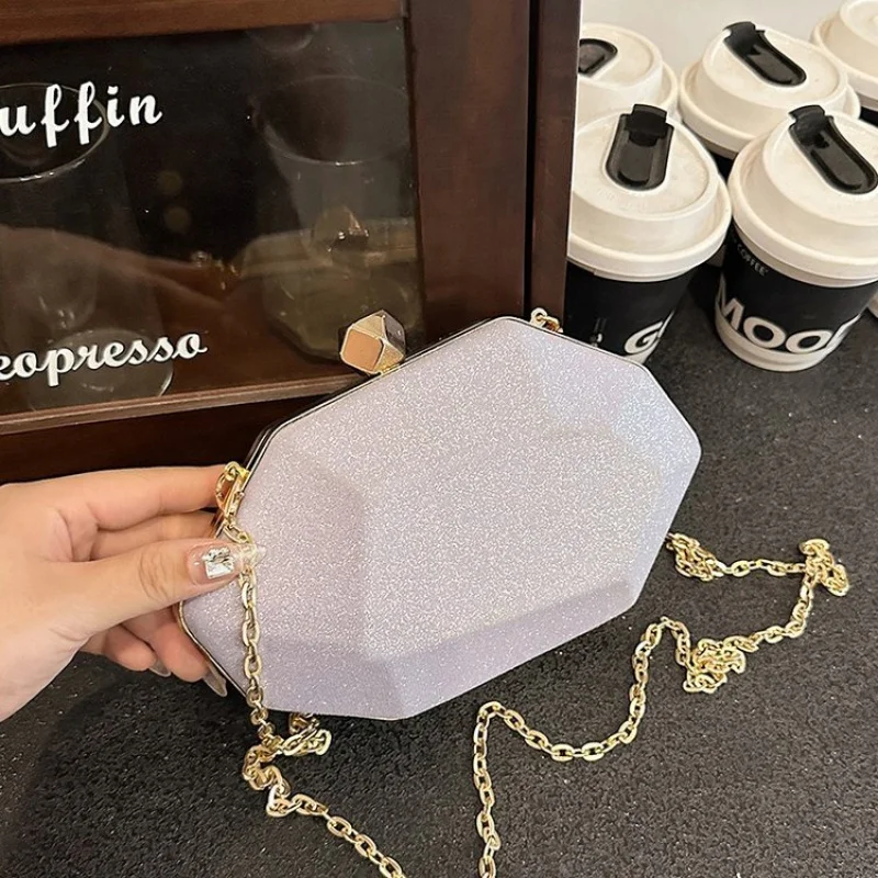 

High-End Women's Tote Bag Crafted From Premium Leather Featuring Trendy Design And Paris Vintage Style​