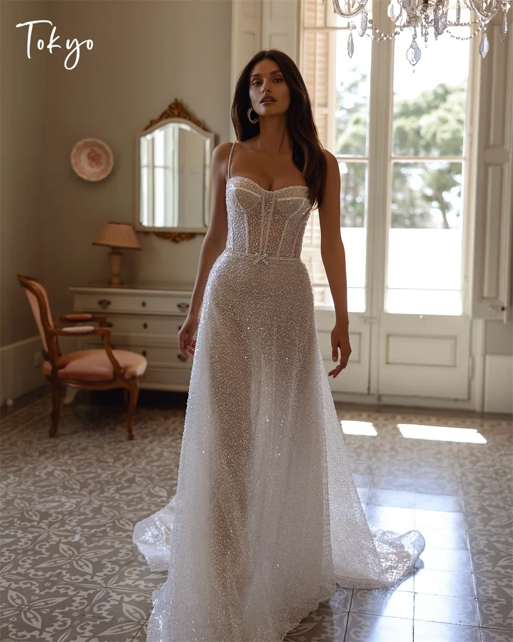 Tokyo Maßgeschneiderte weiße Brautkleider mit Spaghettiträgern, elegante, ärmellose Tüll-Brautkleider 2025, A-Linien-Hochzeitskleider mit Reißverschluss hinten