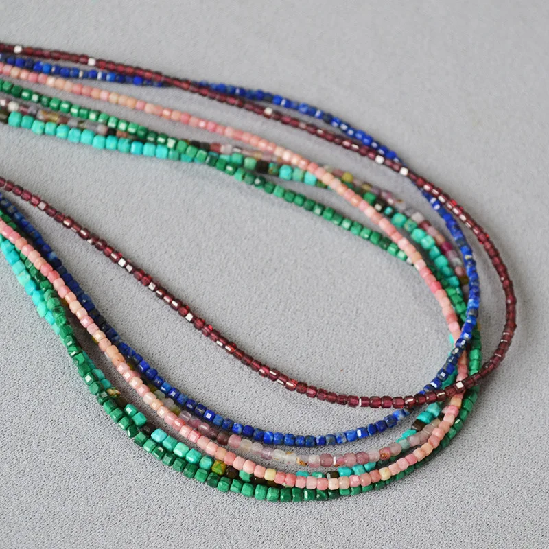 

Новое ожерелье из натуральных камней с маленькими квадратными бусинами для женщин, в богемном стиле, разноцветное, с цепочкой на шею, украшение из натурального камня, подарки