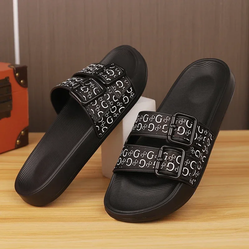 Summer Men Beach Shoes Comfortable Outdoor Mens Slippers Non-slip Breathable Man Beach Sandals Indoor Home Bathroom Slides