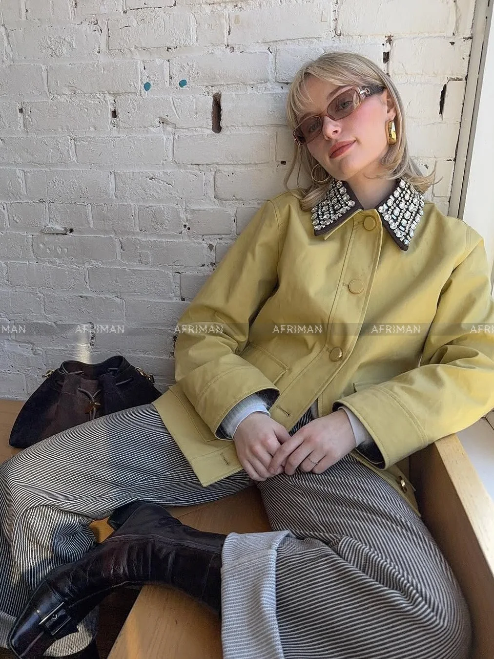 

Women High Street Handmade Beaded Collar Cocoon Trench Coat