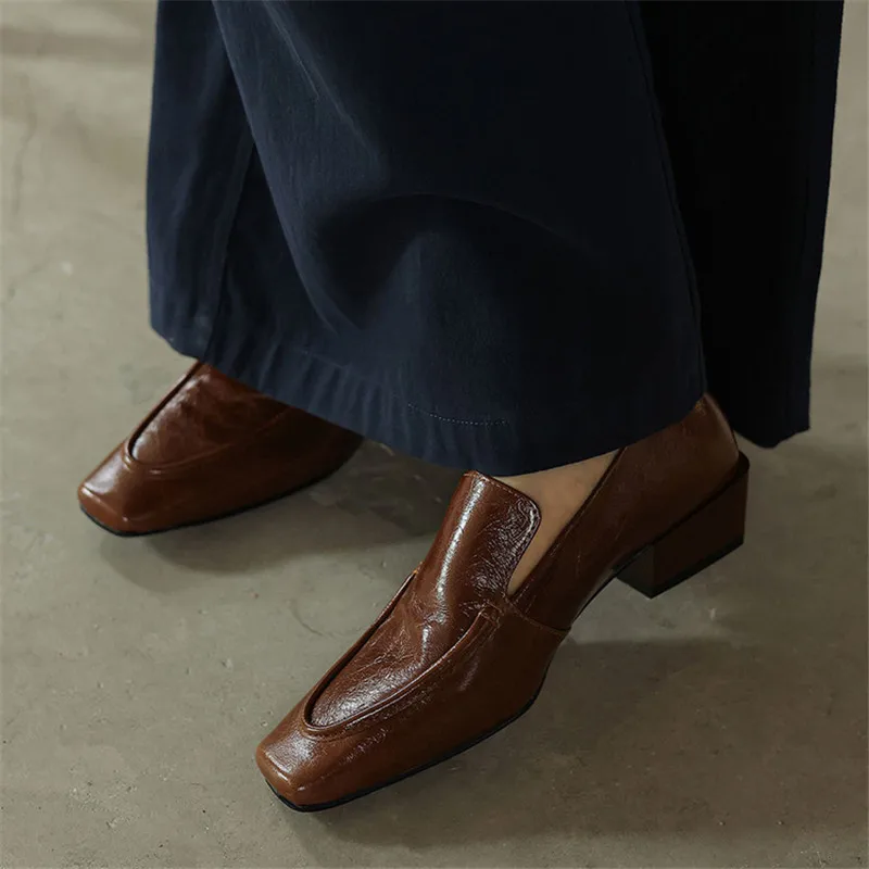 New Spring Autumn Genuine Leather Woman Shoes Fashion Square Toe Loafers Shoes for Women Ladies Shoes Mid Heels Women Pumps