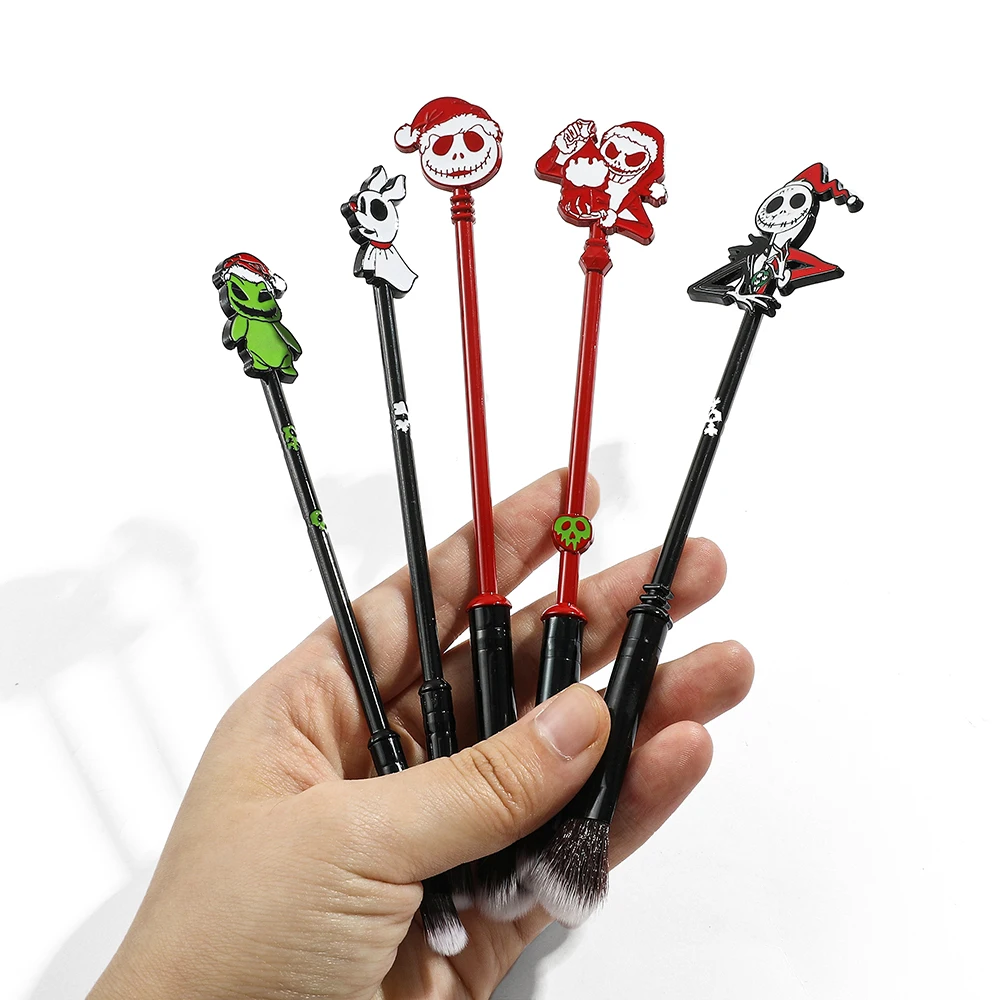 5pcs Creative The Nightmare Before Christmas Makeup Brush Set Cartoon Peripheral Skull Jack Eye Shadow Brush Holiday Gift