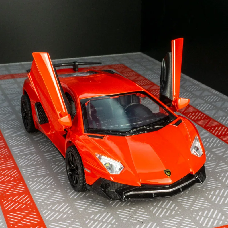 

1:32 Lamborghini LP750 alloy car model doors on both sides that can be opened has simulated sound and lighting functions