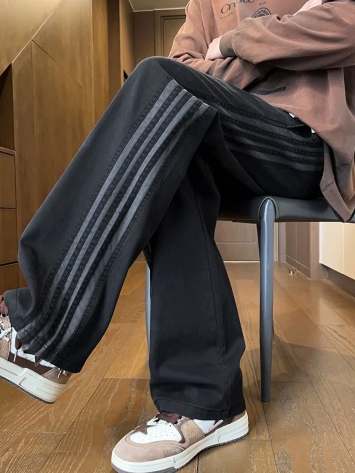 

Свободные повседневные полосатые рабочие брюки для мужчин, весенне-осенние прямые длинные брюки, американские широкие мужские брюки Sle Haome...