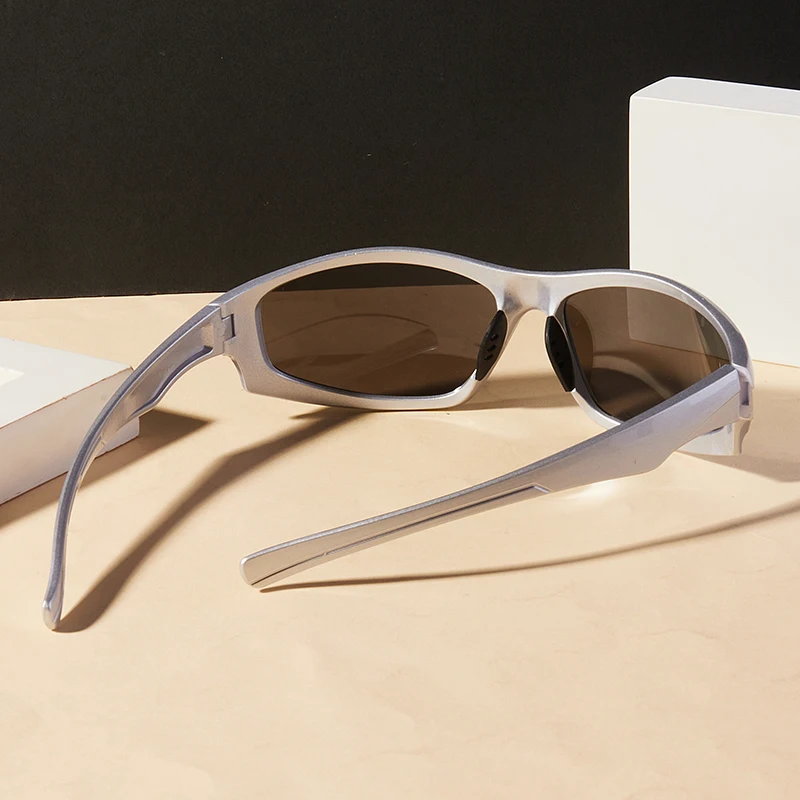 1Pc ユニセックス スポーツグラス 新しいクールでトレンディな未来的なテクノロジースタイル ニッチデザイン カジュアル 多用途 日常 アウトドア ハイキング サイクリング Windp