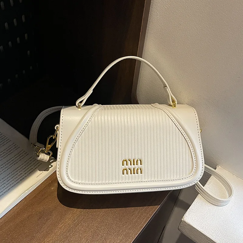 

2025 Letter Print Shoulder Bag, Luxe Top Handle Purse for Women, Minimalist Crossbody Tote, Versatile Day-to-Night Bag