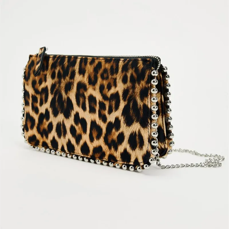 

2025 Luxury Desginer Women Fashion Leopard Rivet Evening Clutch Bag Trendy Brand Chains Crossbody Shoulder Bag Bead Square Bag