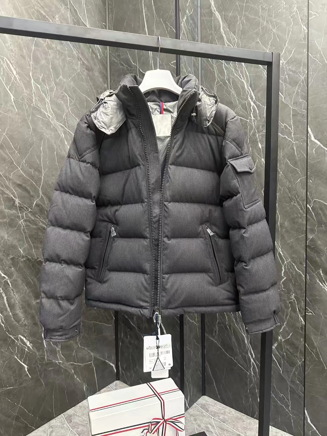 Mo * cl * r effen kleur winddicht gewas puffer jack unisex winter dikke korte stijl 90% witte ganzendonsjas heren bovenkleding