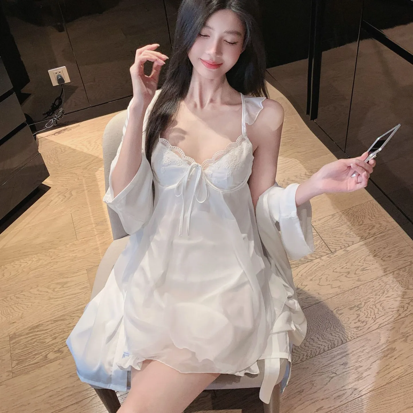 

Элегантный комплект: ночная сорочка на бретельках и кружевная ночнушка из вискозы для дома и сна, весна-лето