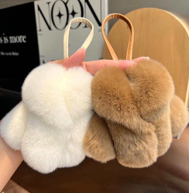 Cute real otter rabbit fur small clothes, bags, decorations, accessories, internet celebrities, high-end plush car keychains, pe