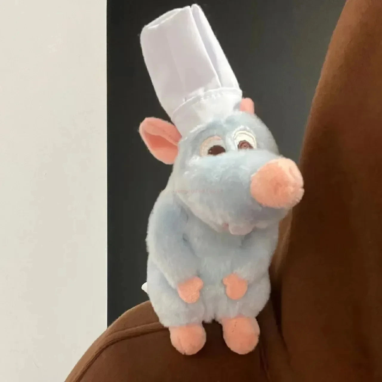 16cm Hot Disney Store Ratatouille Figures Chef Remy Magnetic Shoulder Cute Toy Children Kawaii Plush Model Doll For Xmas Gift