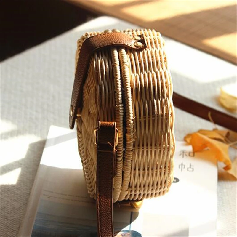 Handmade Woven Rattan Bag Knitting Straw Women Beach Circle Clutch Travel Small Handbags Summer Sling Shoulder Bags Bohemian